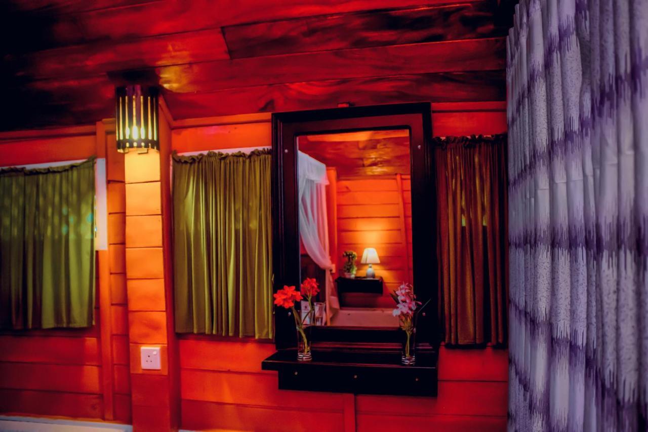 Star Light Cabanas & Restaurant 탕갈레 외부 사진
